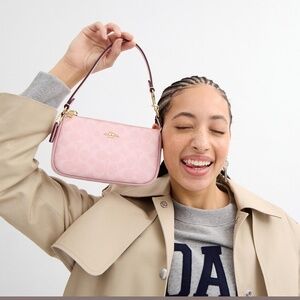 Nolita 19 In Signature Canvas